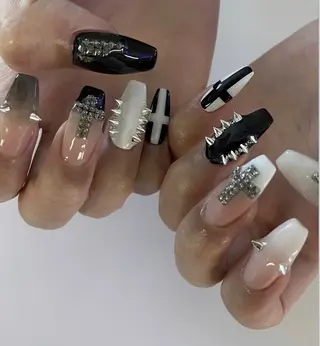 ネイル Noél_ Rikiのネイルデザイン