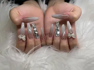 ネイル PEEKABOO 旧:momo京橋のネイルデザイン