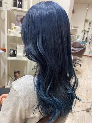 ロング カラー Licola リコラのヘアスタイル