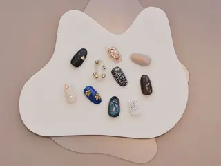 ネイル i+ söpö .nのネイルデザイン