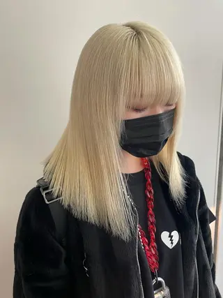 🎀ボブ＋ハイトーン シュカ👶🏻のヘアスタイル