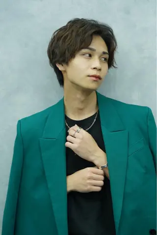 ミディアム パーマ メンズ 垢抜け・メンズパーマ 津山祐紀のヘアスタイル