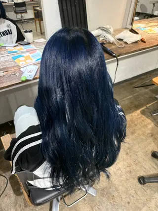 ロング カラー ナチュラルカラー/ ハイトーン AMIのヘアスタイル