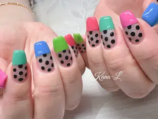 ネイル 芦辺 香奈のネイルデザイン