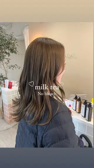 カラー 山口 愛結のヘアスタイル