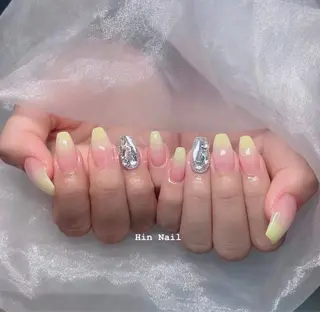 ネイル Hin Nailのネイルデザイン