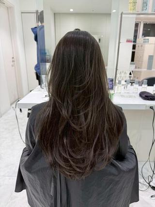 ロング レイヤーカット 🇰🇷🩶福岡天神のヘアスタイル