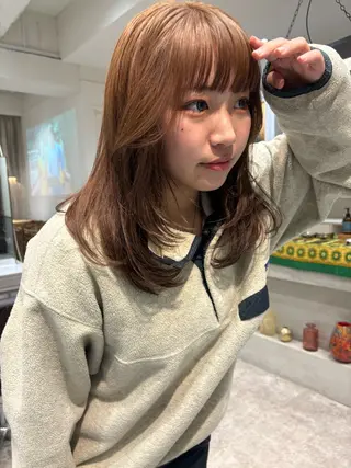 ミディアム カラー SIKI yuuna レイヤーカット🪽のヘアスタイル