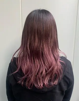 ロング カラー 明治神宮前 NANAMIのヘアスタイル