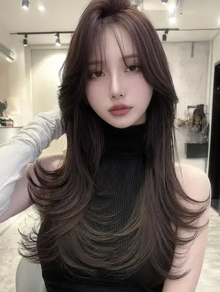 セミロング FOCUS JAPAN4のヘアスタイル