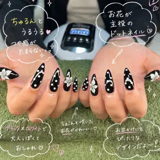 ネイル MHR nailのネイルデザイン