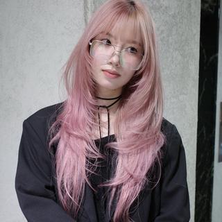 ロング カラー nonoka オリーブ/レイヤーのヘアスタイル