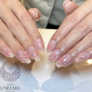 ネイル りとるうねるま （UNELMA）のネイルデザイン