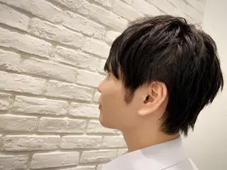 ショート メンズ ミドウチ アヤカのヘアスタイル