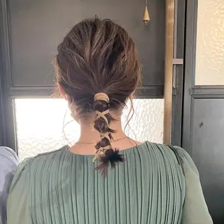 ミディアム カラー ヘアアレンジ 本間 結衣のヘアスタイル
