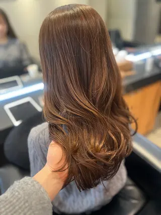セミロング 髪質改善・水素カラー ARIA(ému)のヘアスタイル