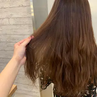 カラー 天野 利咲のヘアスタイル