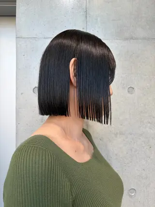 ショート カラー ヘアアレンジ ボブ艶モテカラー🫧 カリンのヘアスタイル