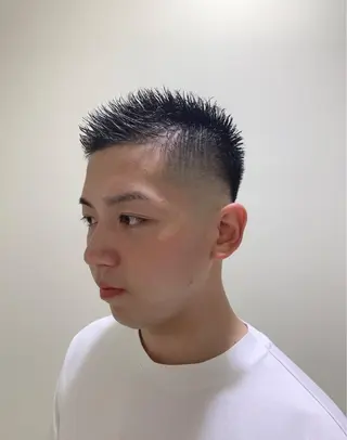 ショート 山内 敢史のヘアスタイル