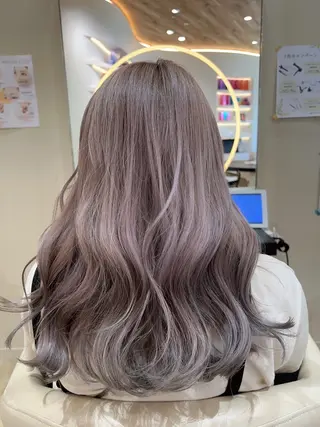 Ashanti 有川のヘアスタイル