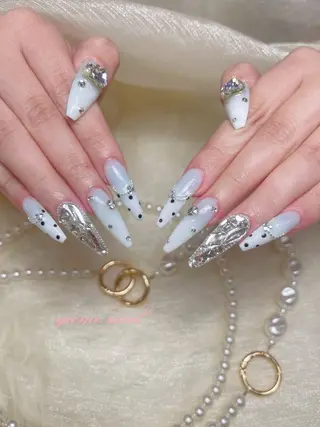 ミディアム ヒエン NAILのネイルデザイン