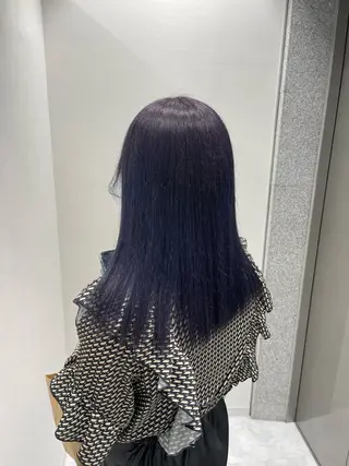 ロング カラー ラベンダー💜 グレージュ🩶のヘアスタイル