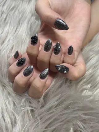 ネイル IROHA NAIL 真結子のネイルデザイン