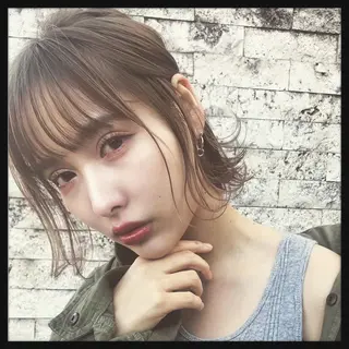 ミディアム ☔️髪質改善🉐割✨ 🐸“ever”🐸のヘアスタイル