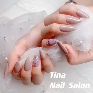 ネイル Tinaネイル 難波のネイルデザイン