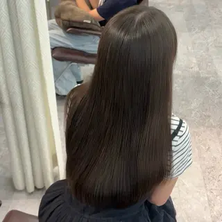 ロング カラー オリーブ/グレージュ Hibiki🌿💡のヘアスタイル