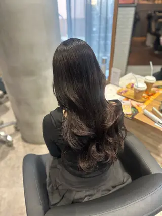 ロング カラー LUPI byLee MIUのヘアスタイル