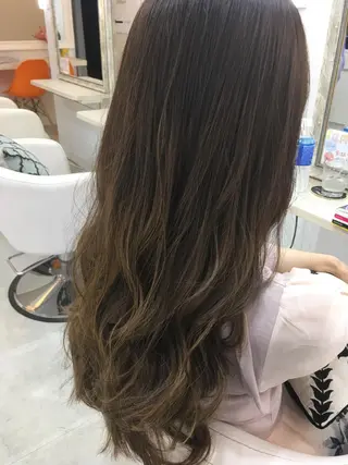 ロング カラー 髪質改善 中川 翔のヘアスタイル