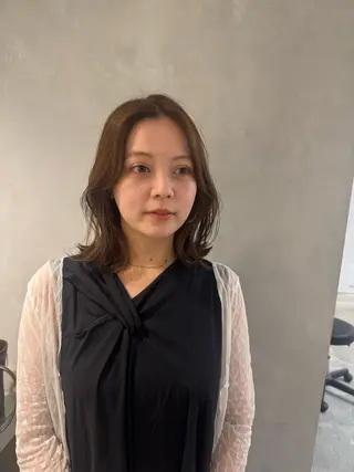 セミロング 新宿/顔周りカット +レイヤー=しずく♩のヘアスタイル