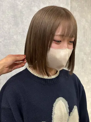 ショート 🌐NATSUMI 🌐【寒色カラー】のヘアスタイル