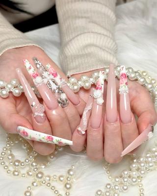 ネイル Sully Nail Labのネイルデザイン