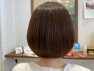 ミディアム 横山 ひかりのヘアスタイル