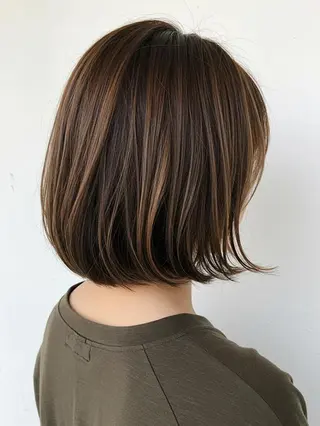カラー Helena みなつのヘアスタイル