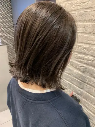 ミディアム カラー 韓国レイヤー×艶髪 ハイトーンRyukiのヘアスタイル