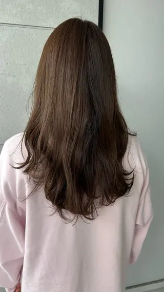 ロング 盛本 彩乃のヘアスタイル