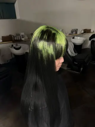 カラー lin.ブリーチ デザインカラーのヘアスタイル
