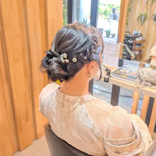 セミロング ヘアアレンジ koto💭 コトのヘアスタイル