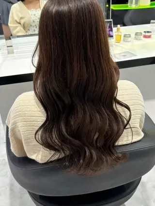ロング ヘアアレンジ 金山 律　暖色系カラーのヘアスタイル
