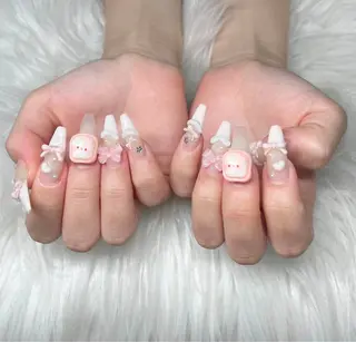 ネイル Lee Nailsのネイルデザイン