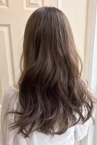 ロング カラー パーマ ヘアアレンジ メンズ キッズ ネイル マツエク・マツパ 【サンバイエム】 公式のエステ・リラクイメージ