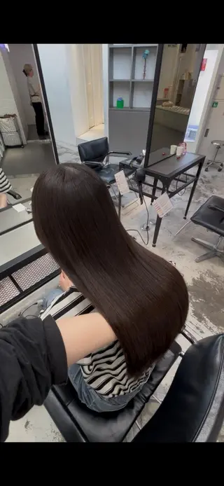 ロング カラー ダメージレス艶髪 🦋MISAKI🦋のヘアスタイル