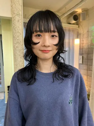 ミディアム カラー パーマ 圧倒的デザイン力 店長🎨RENAのヘアスタイル