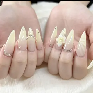 ネイル 🎀パラジェル 美爪🦄Yuzukiのネイルデザイン