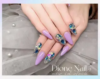 ネイル Dione ネイル専門店のネイルデザイン