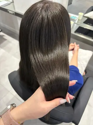 セミロング カラー ヘアアレンジ 透明感カラー/顔周り カット🌸サクラ🌸のヘアスタイル
