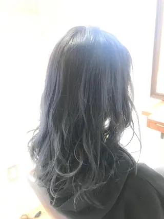 ロング カラー 今井 三智也のヘアスタイル
